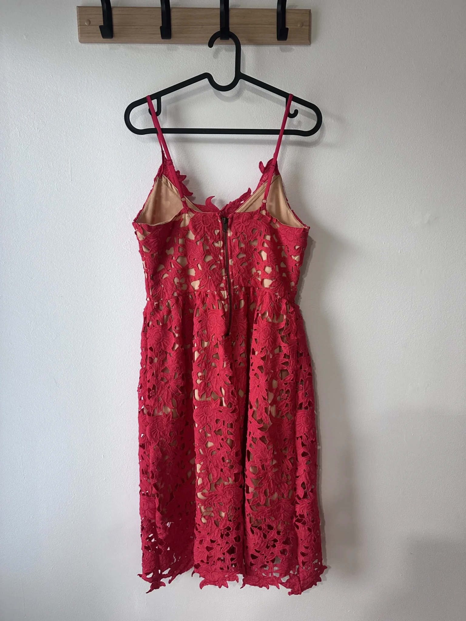 Image for Robe rouge effet dentelle