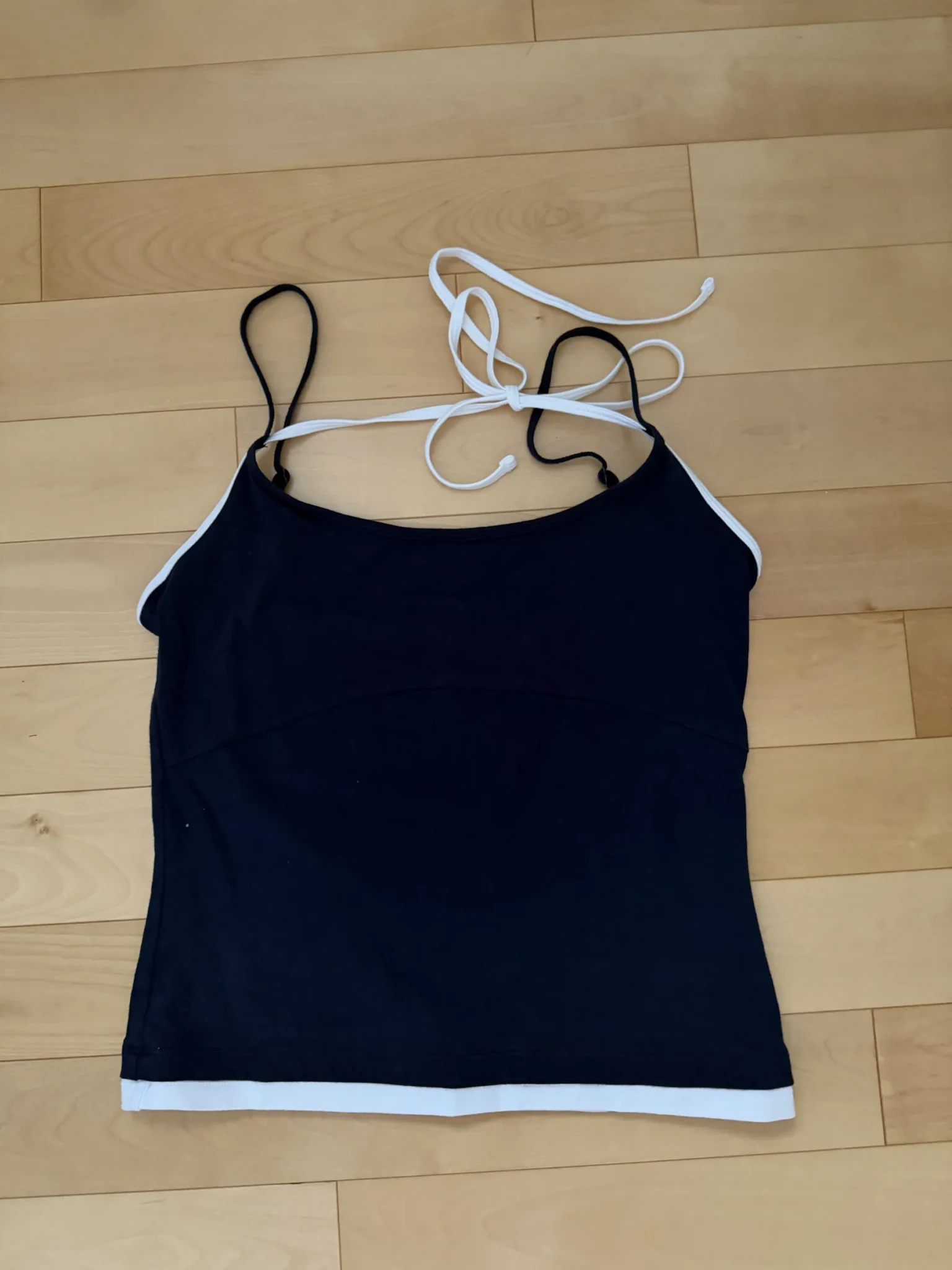Image for Aritzia camisole, size medium