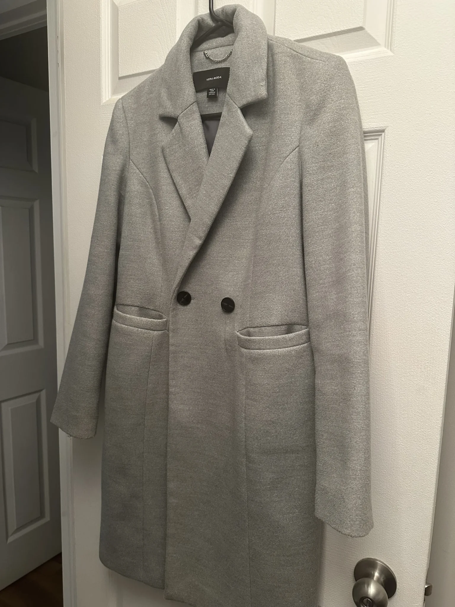 Featured image for Manteau long gris Vero Moda