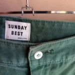 Thumbnail for Pantalon chino vert Aritzia Sunday Best