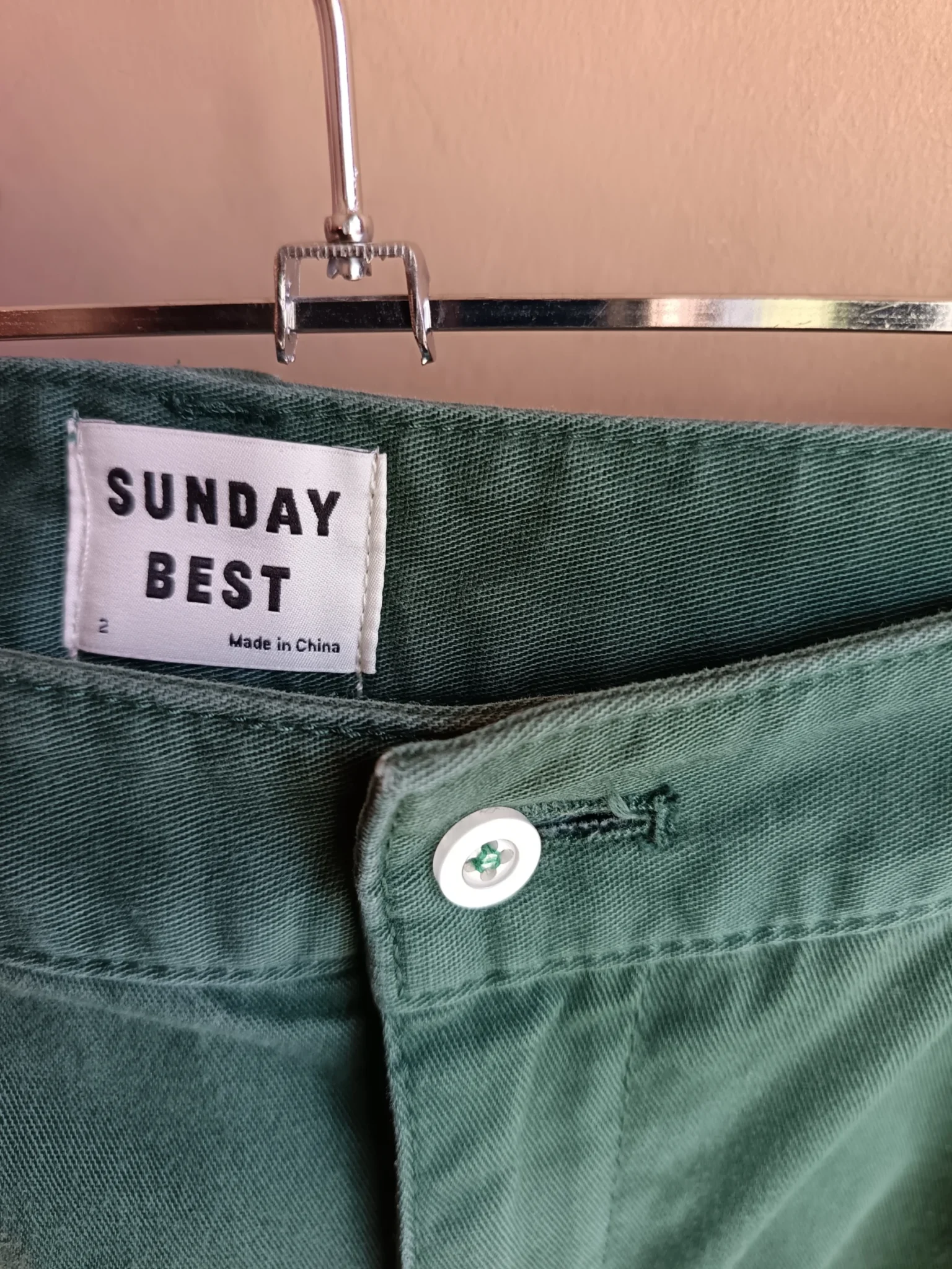Image for Pantalon chino vert Aritzia Sunday Best