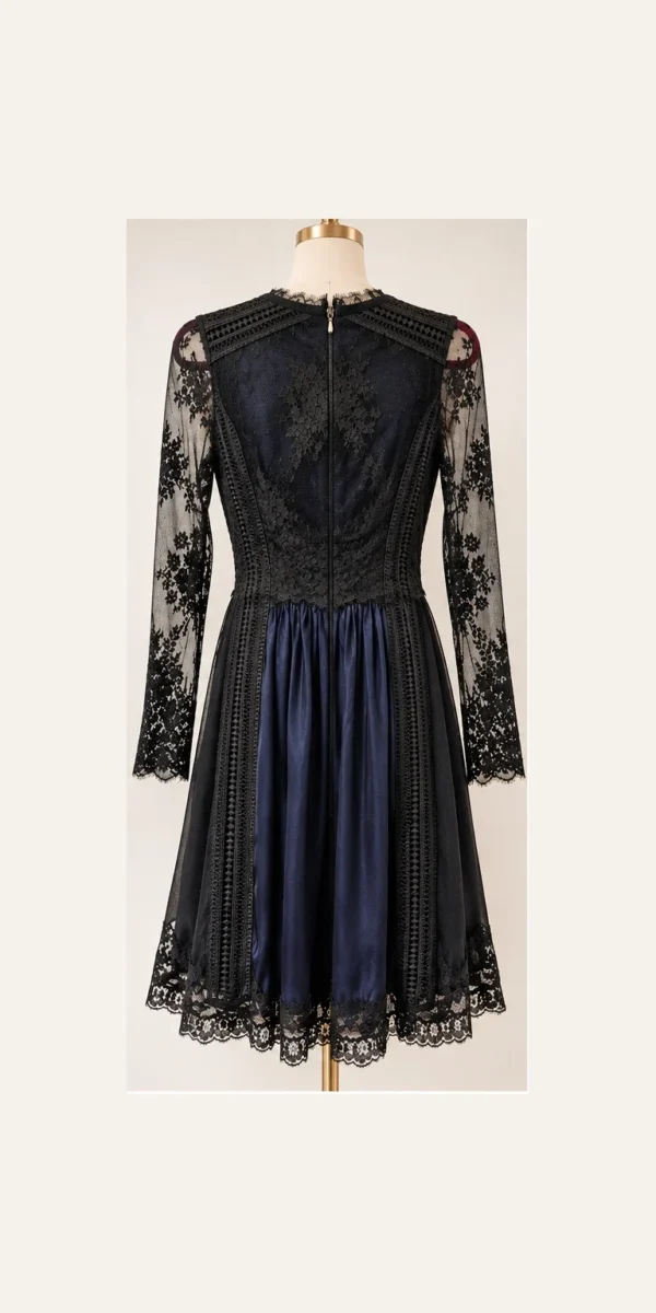 Image for DUY – Robe de créateur québécois en dentelle florale et satin | Pièce raffinée
