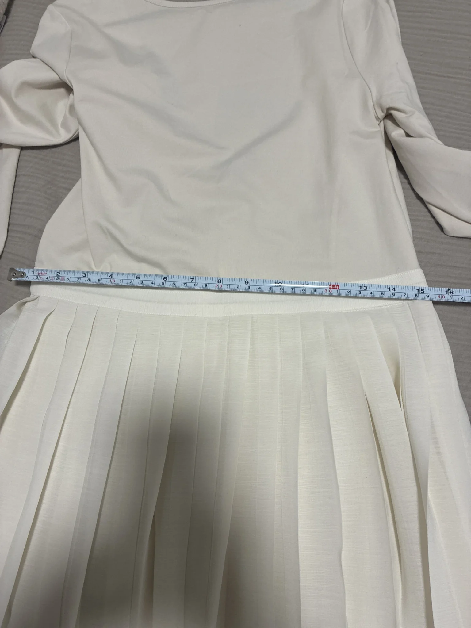 Featured image for Robe crème