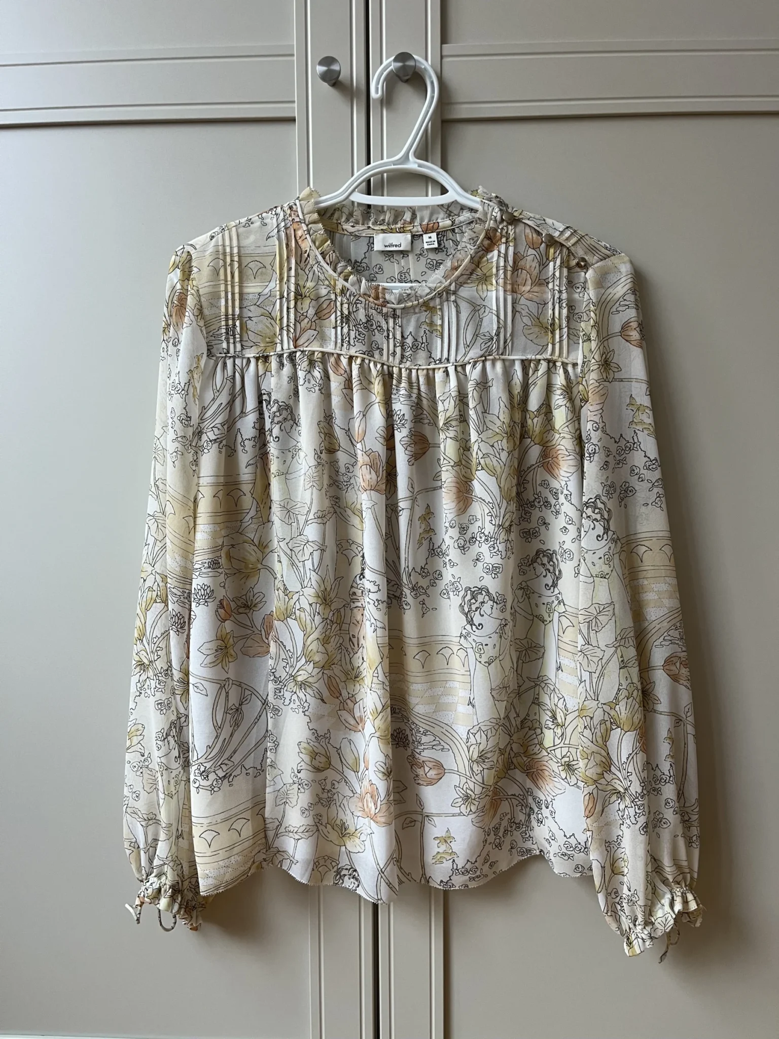 Featured image for Chandail à motif Aritzia