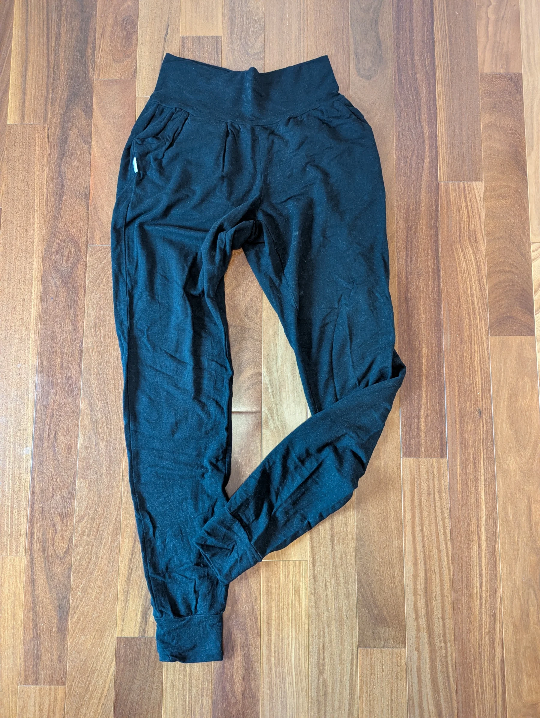 Pantalon noir Abibelle, medium Abibelle seconde main