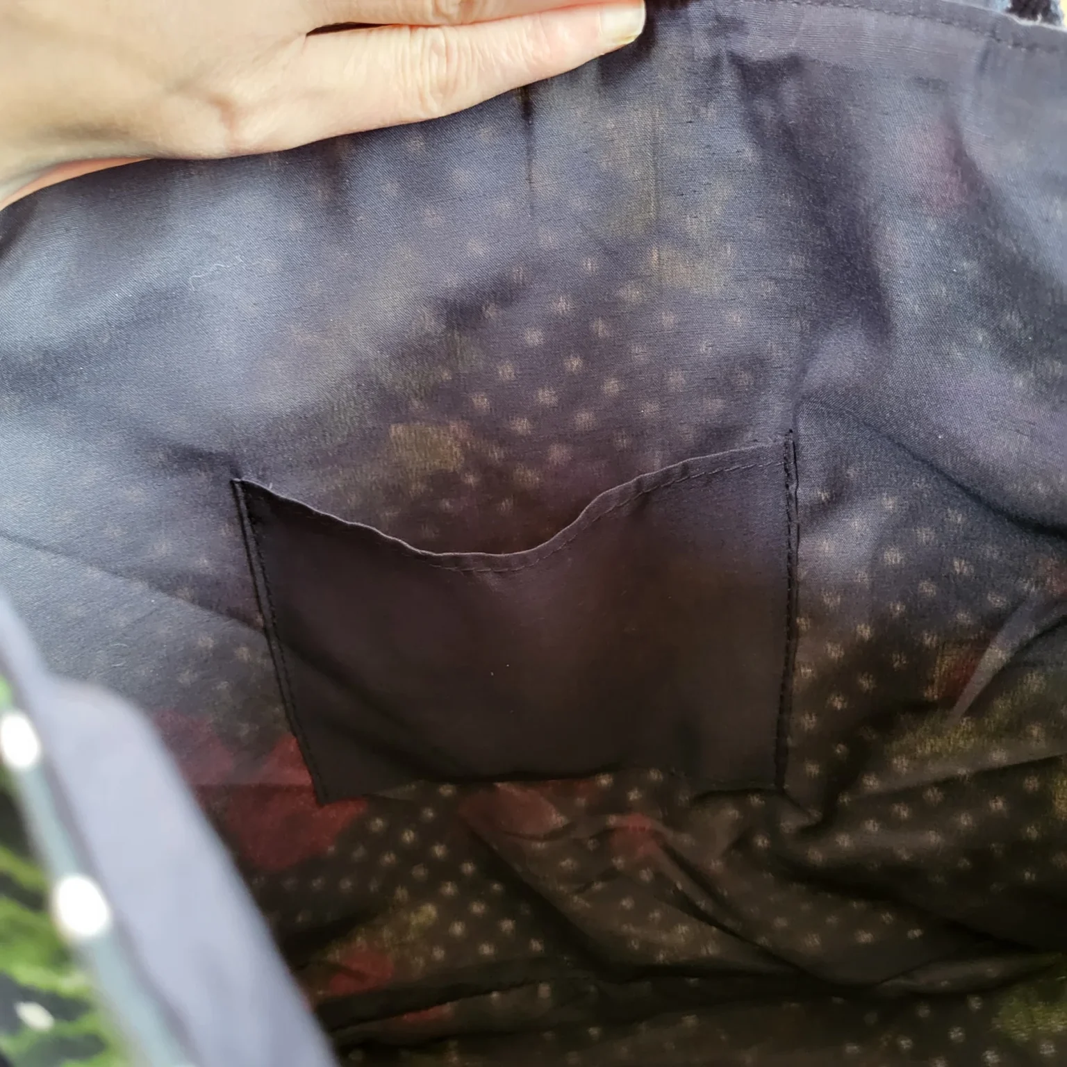 Image for Sac fourre-tout Oscar de La Renta en toile à motifs floraux et à pois