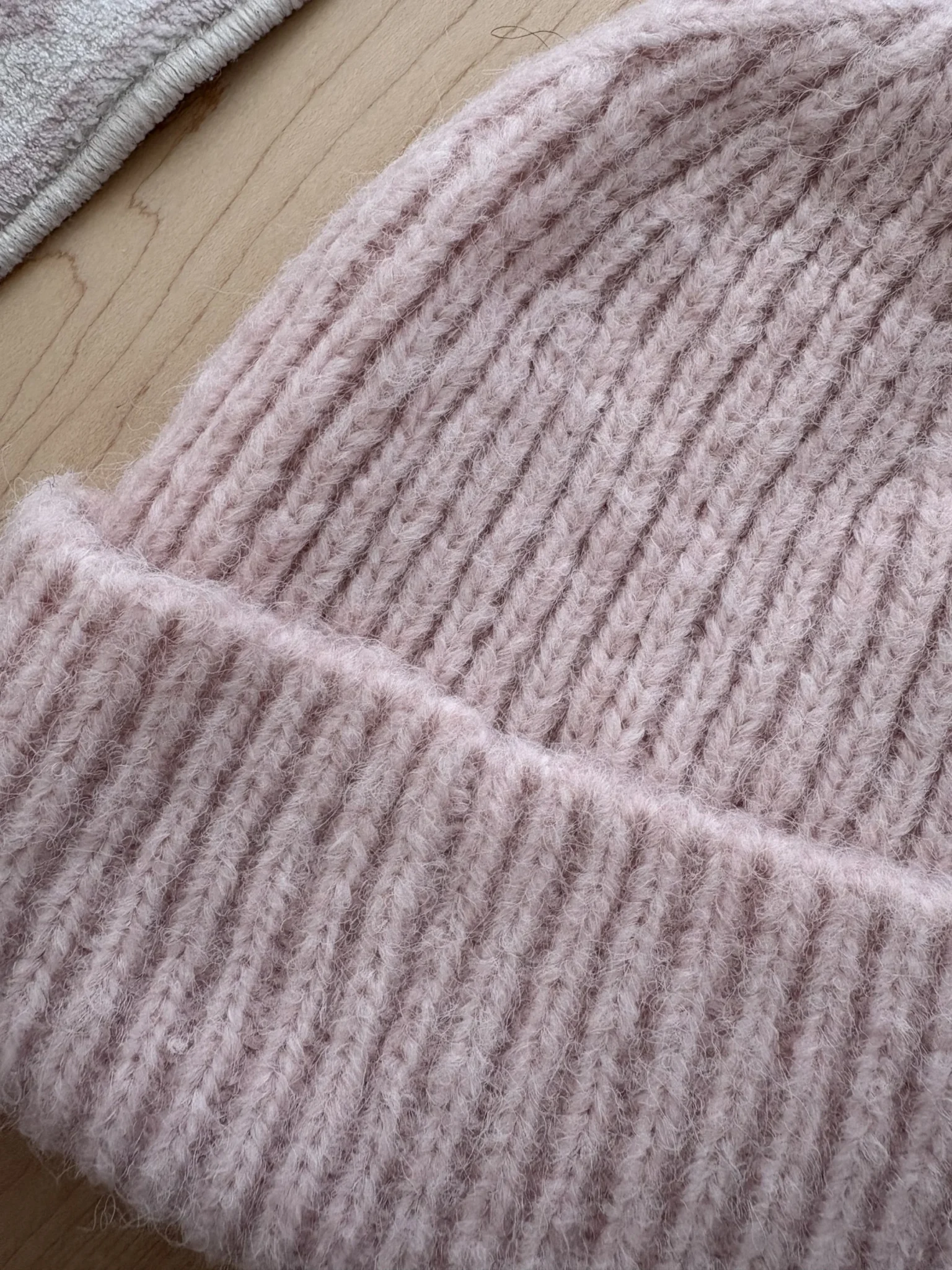 Image for Brand-new pale pink H&M beanie