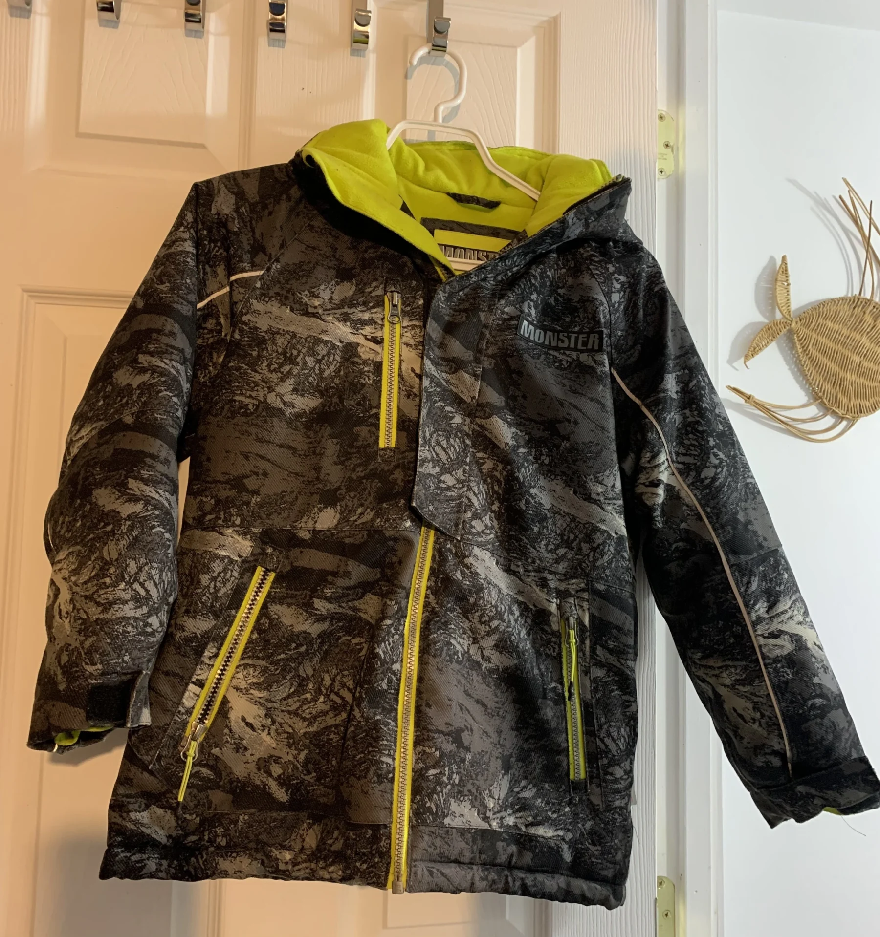 Manteau d'hiver / ski Monster – Garçon – Taille 8 ans – Impeccable *Autre seconde main