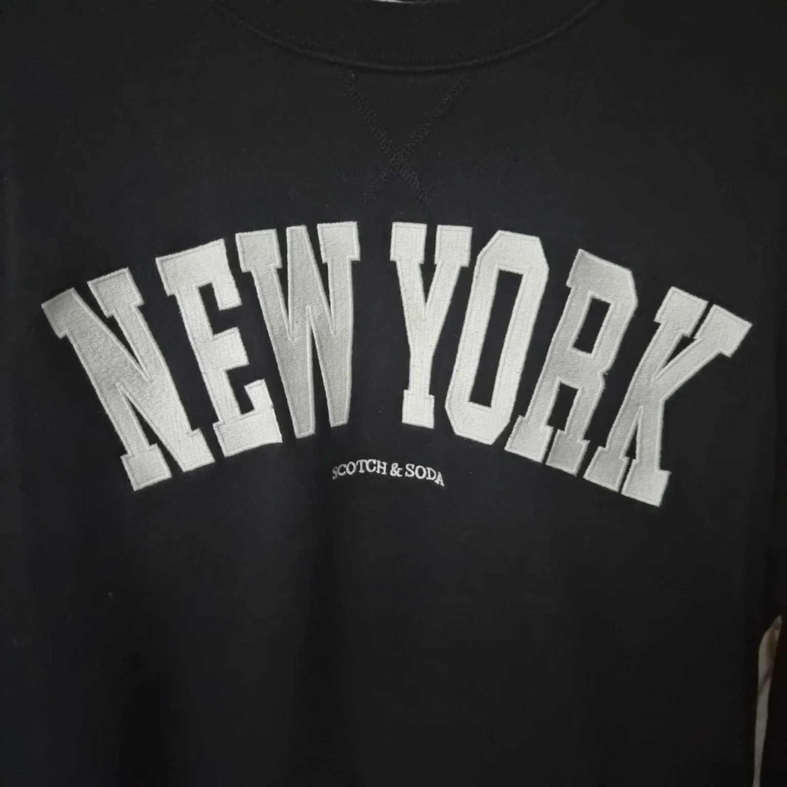 Image for NY crewneck jumper