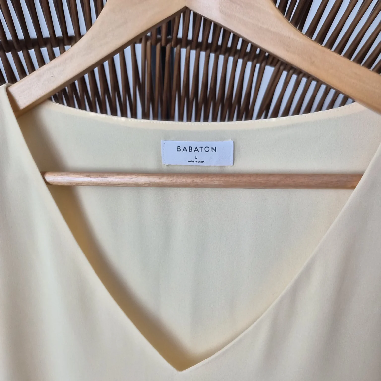 Image for Lightweight V-neck top