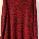 Thumbnail for Chandail en tricot chiné rouge et noir – Manches évasées – Style artisanal
