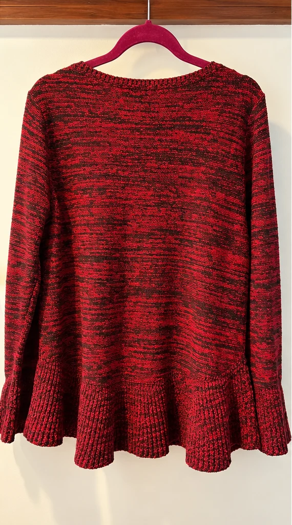 Image for Chandail en tricot chiné rouge et noir – Manches évasées – Style artisanal