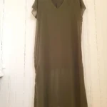 Thumbnail for Robe tunique Zara vert olive, semi transparente col en V, longueur midi