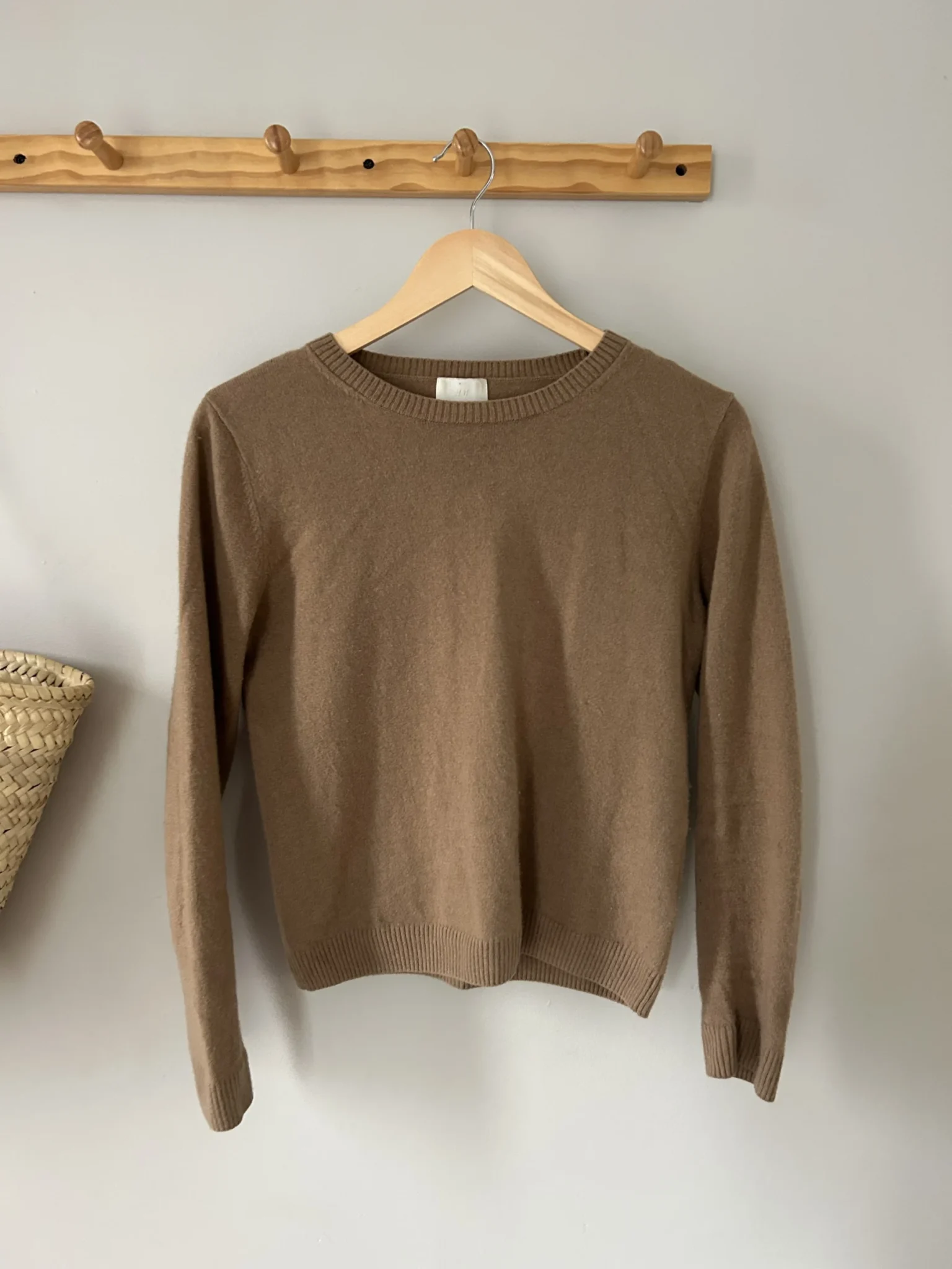 Featured image for Cashmere jumper – HM, size S