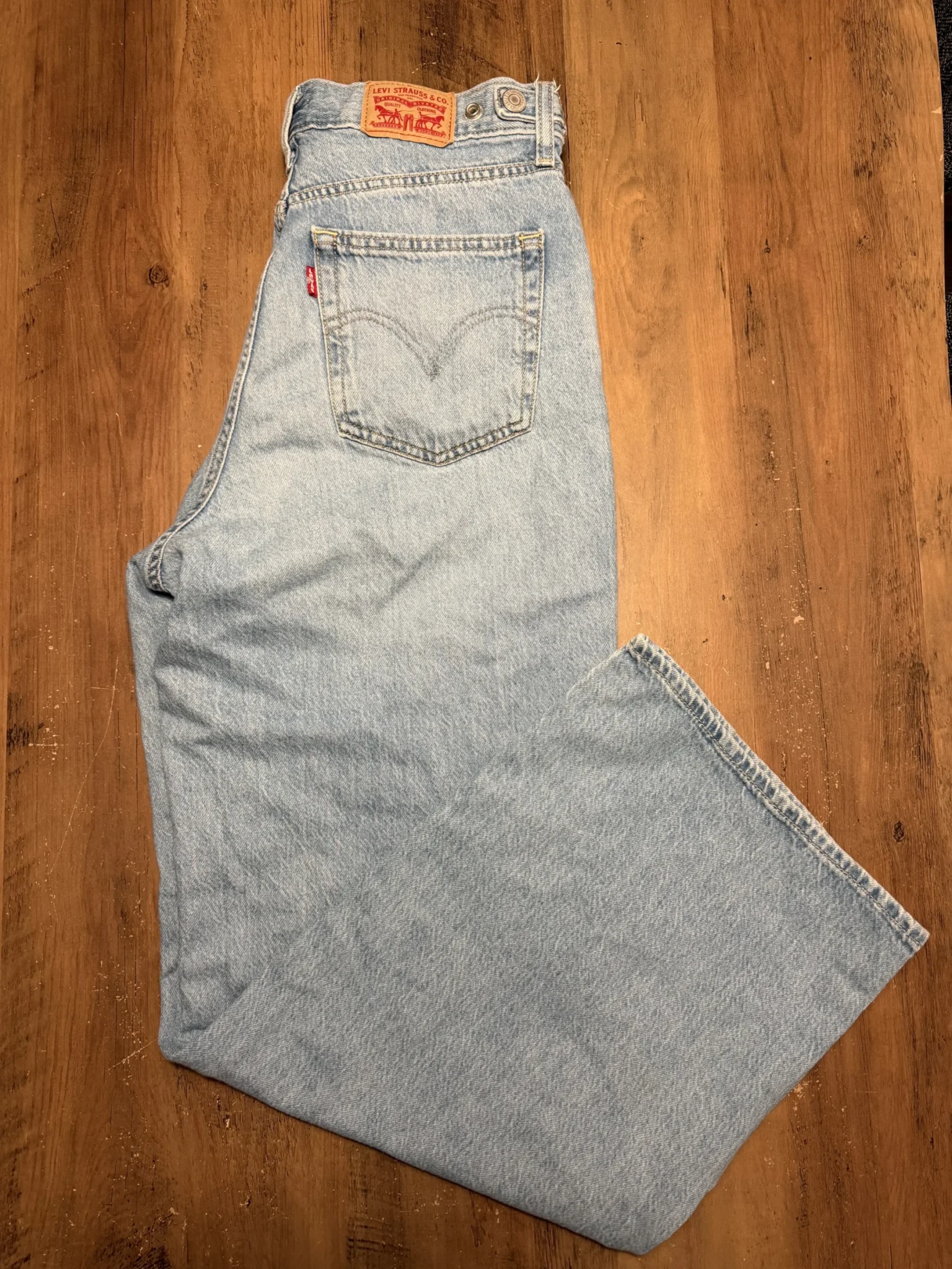 Featured image for Jeans cinch baggy levi’s