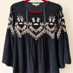 Featured thumbnail for Blouse Part Two à broderies florales — Taille 38