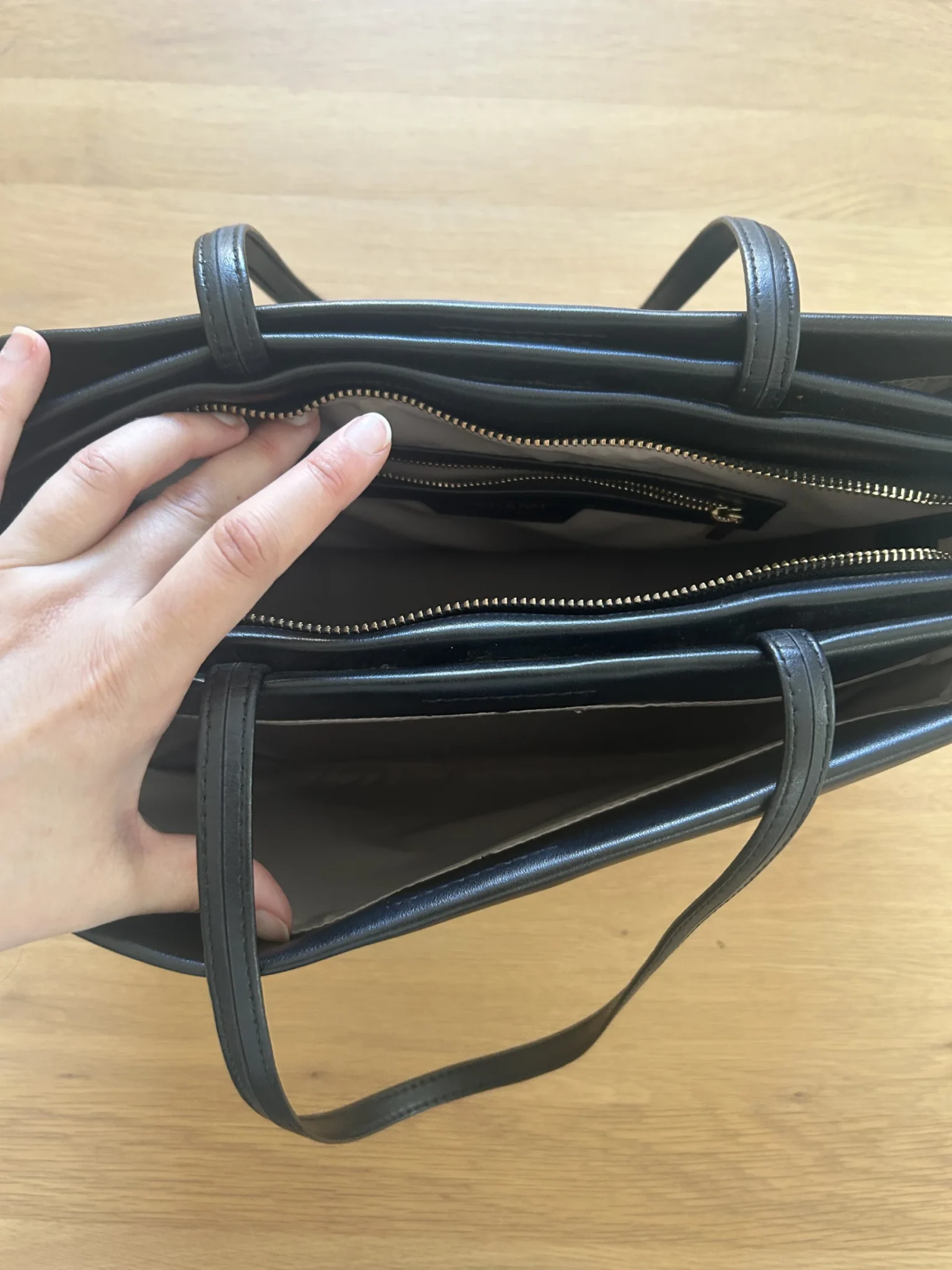 Image for Handbag, Matt & Nat