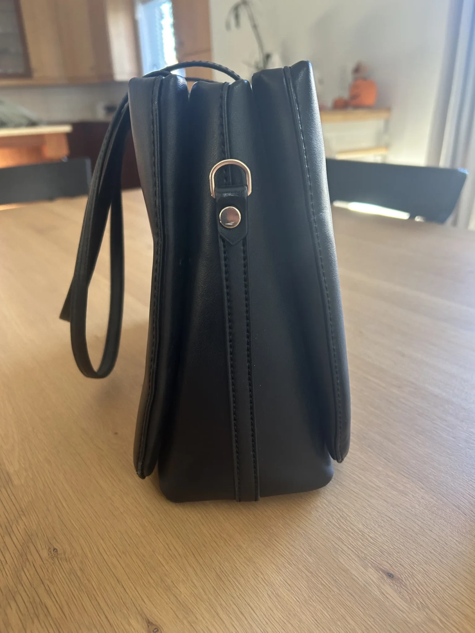 Image for Handbag, Matt & Nat