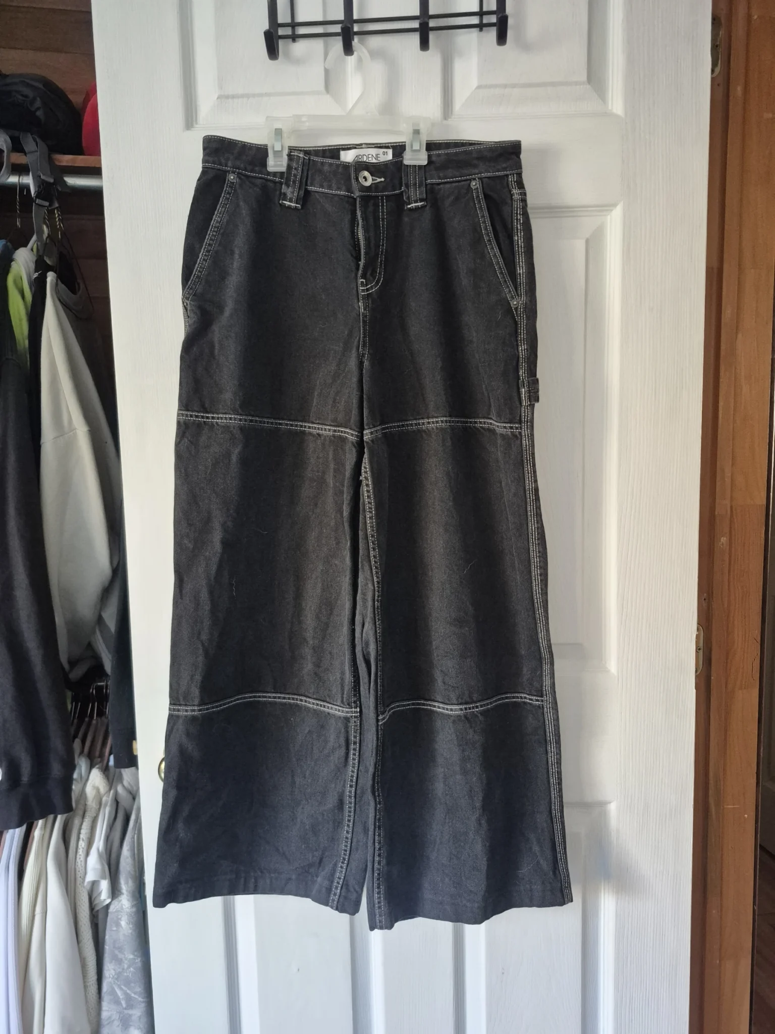 Featured image for jeans baggy Ardene grandeur 01