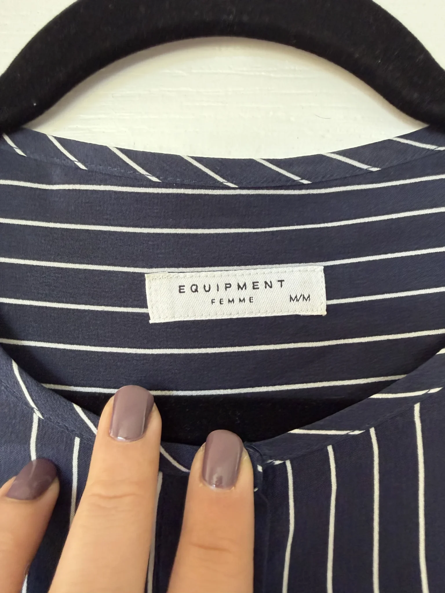 Image for Chemise Equipment 100% soie bleu marine à rayure taille M