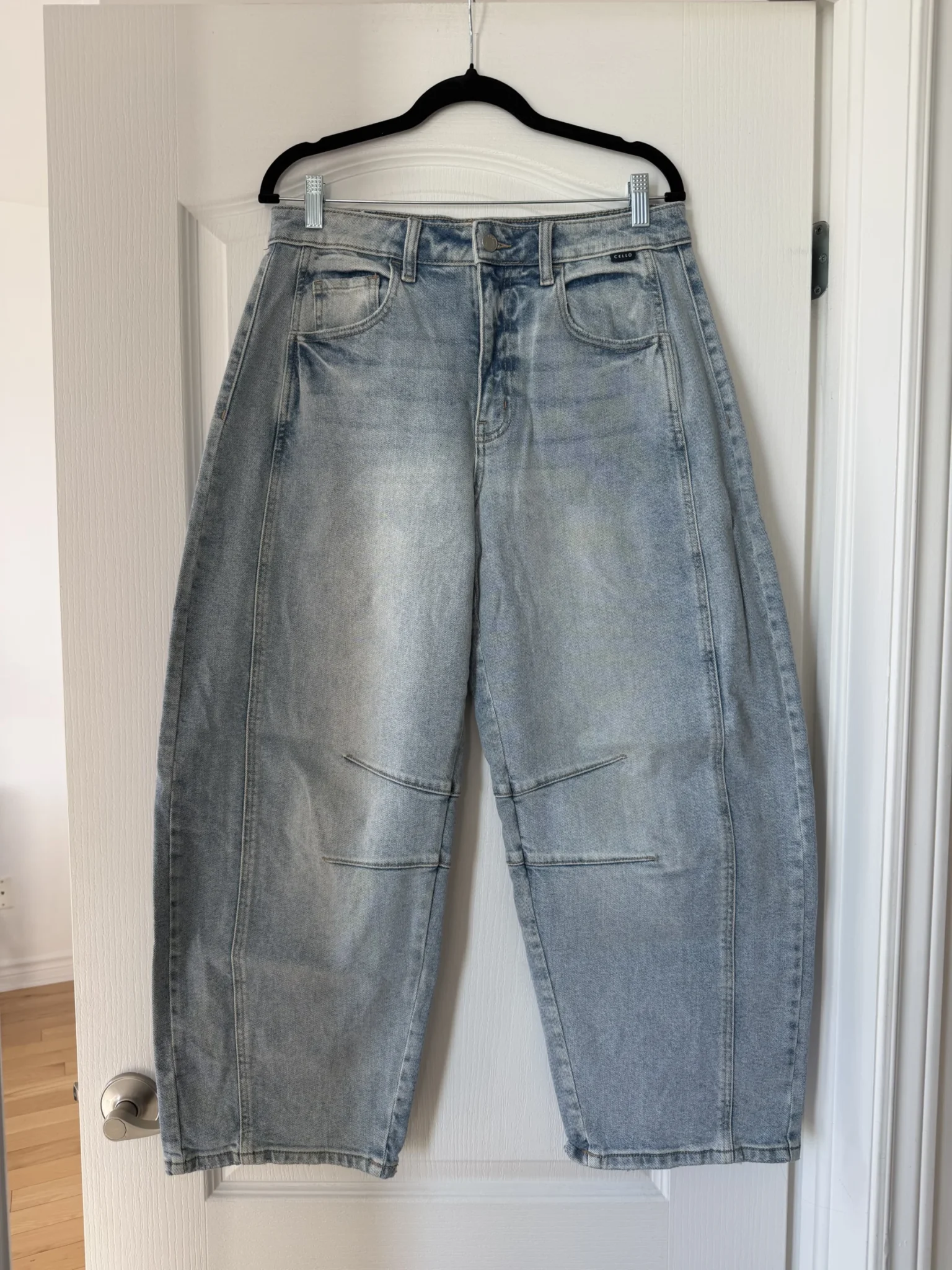 Featured image for Jean Barrel Cello, size 30, light blue