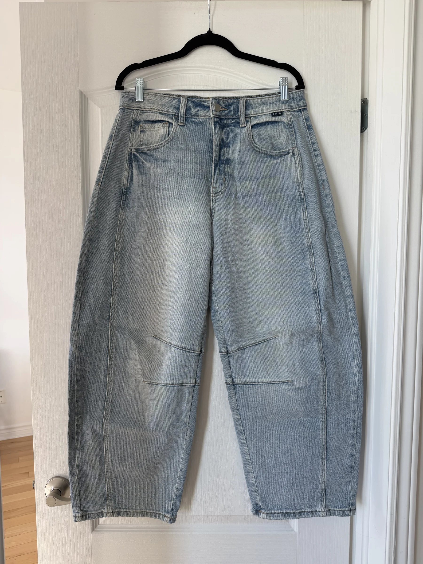 Jean Barrel Cello, size 30, light blue *Autre seconde main