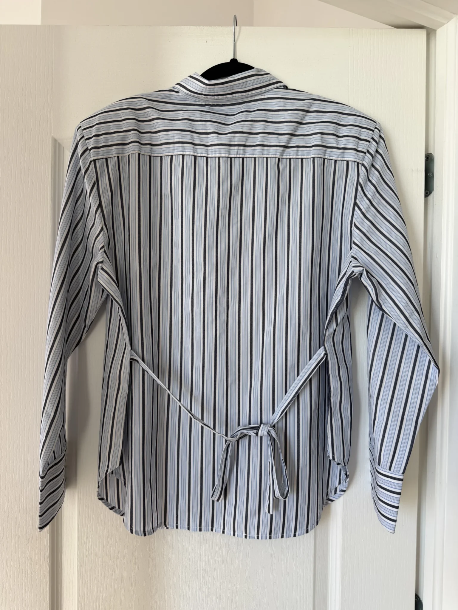 Image for Minus Neuf blue striped shirt, size 40 (L)