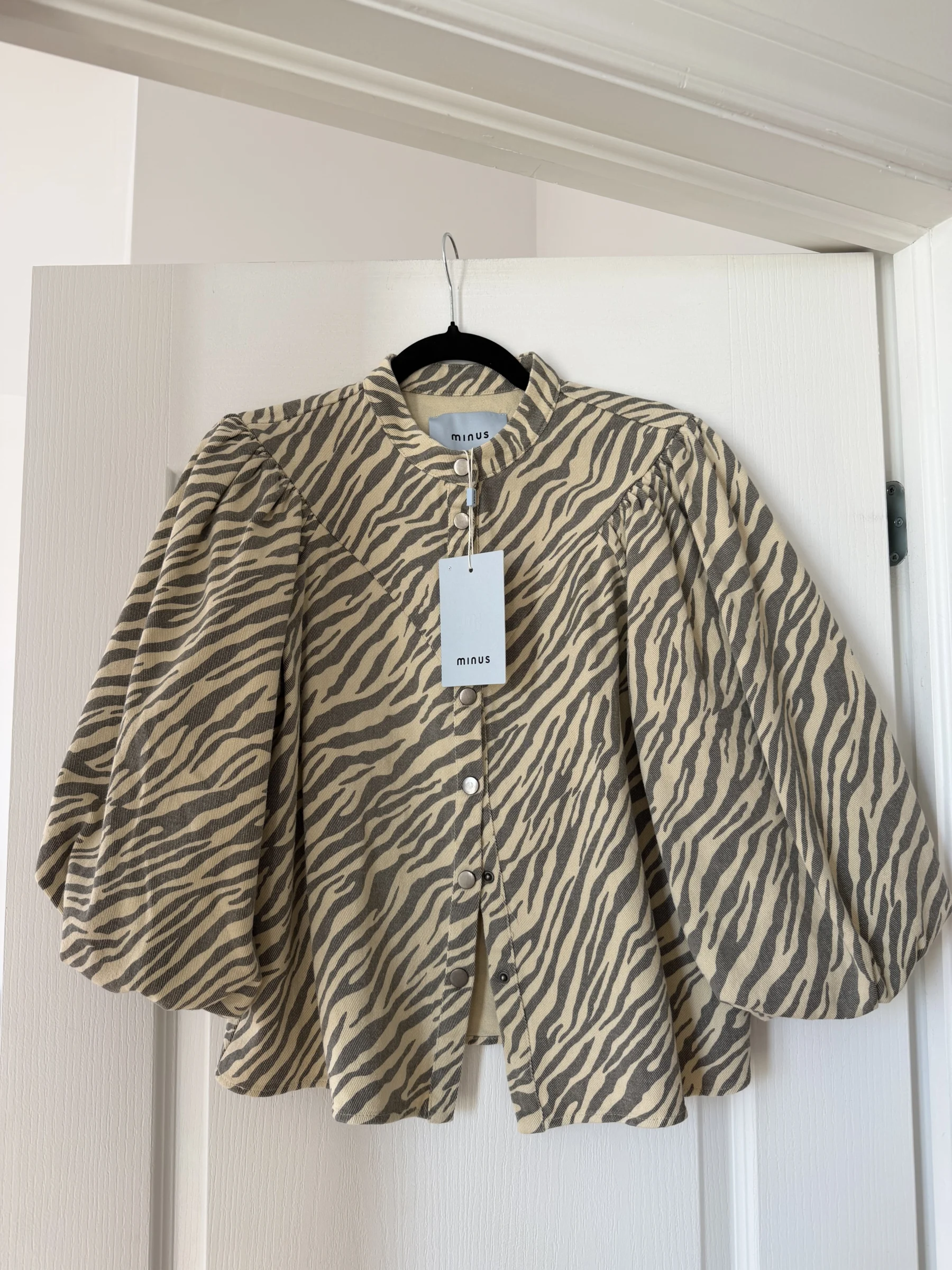 Minus Nine blouse, size 38, zebra-print brown *Autre seconde main