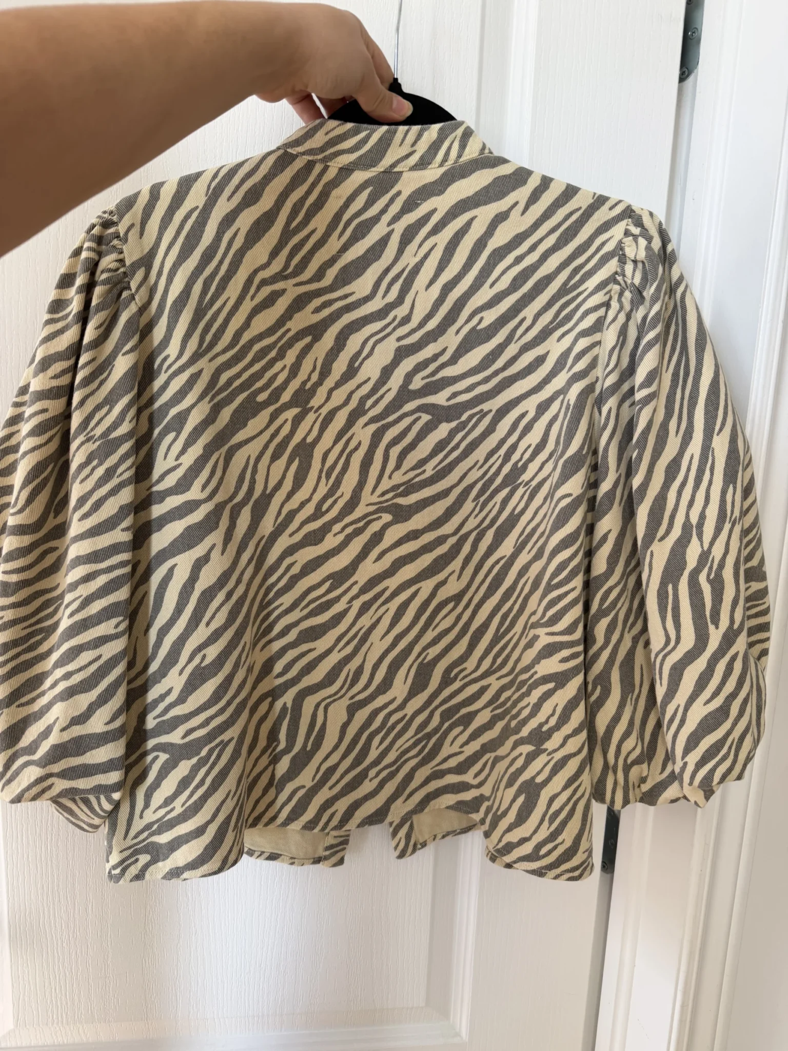 Image for Minus Nine blouse, size 38, zebra-print brown