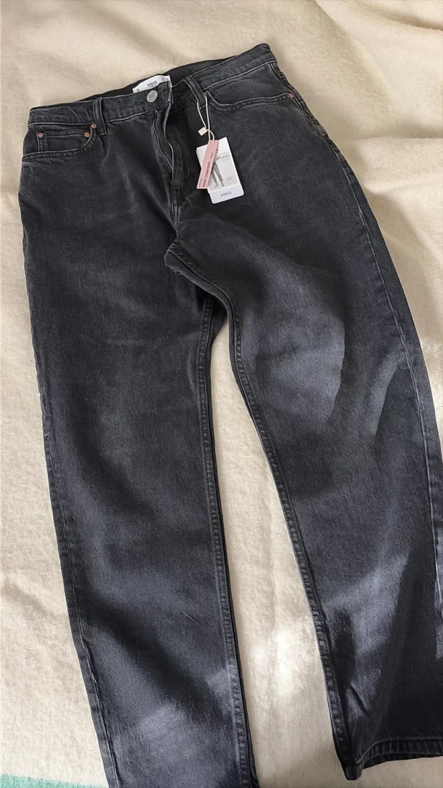 Image for MOM jeans, new from Mango, black
