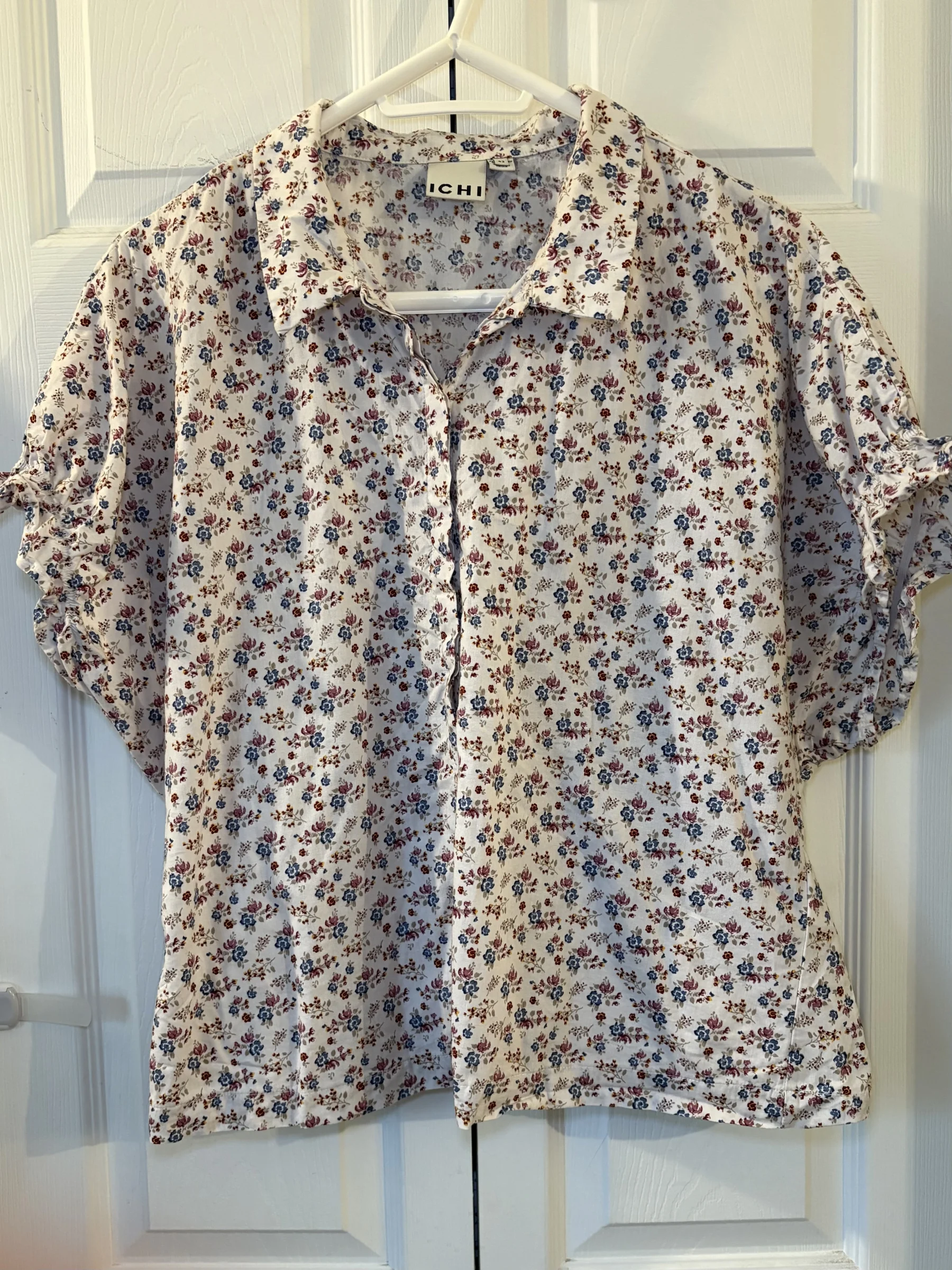 Floral short-sleeved shirt ICHI seconde main