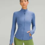 Featured thumbnail for Veste Lululemon Define bleu clair taille 10