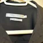 Thumbnail for Black long-sleeved shirt