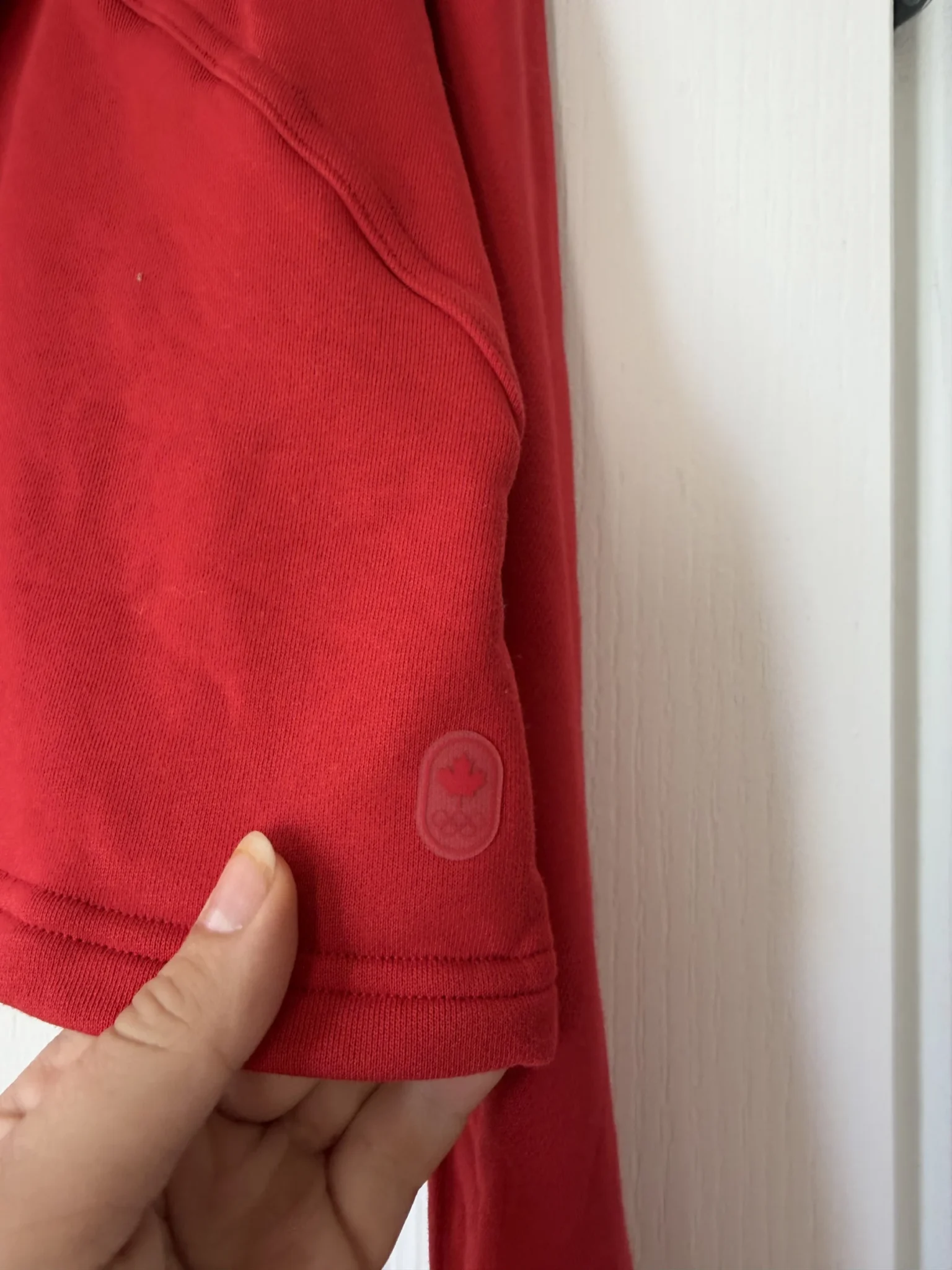 Image for Lululemon Canada sweatshirt, size 10, Olympic Games collection