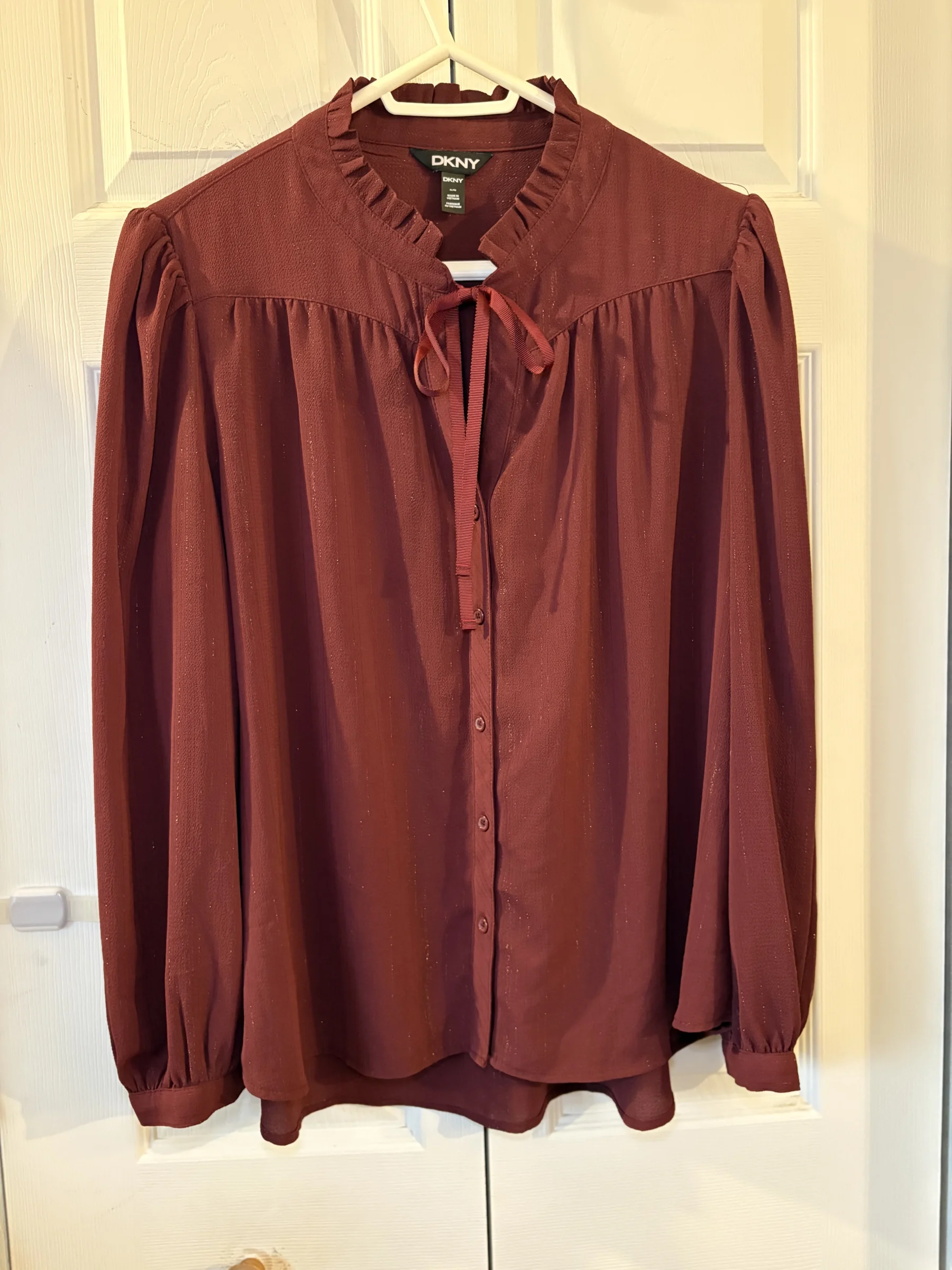 DKNY sequinned blouse *Autre seconde main