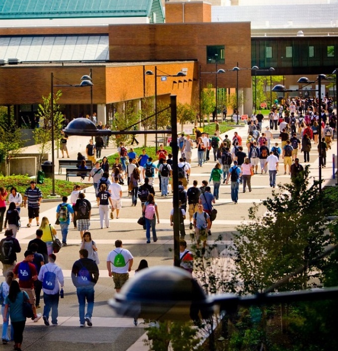 Instalaciones de University at Buffalo (UB)