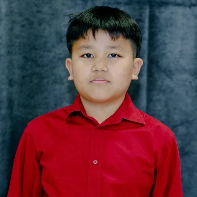 Ezra Thawng Hnin Lian