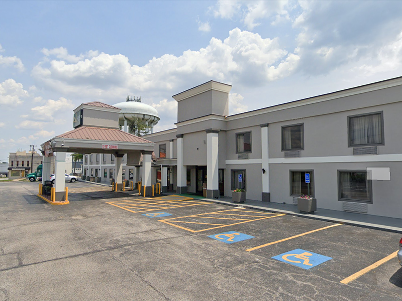 Motel + Studio 6