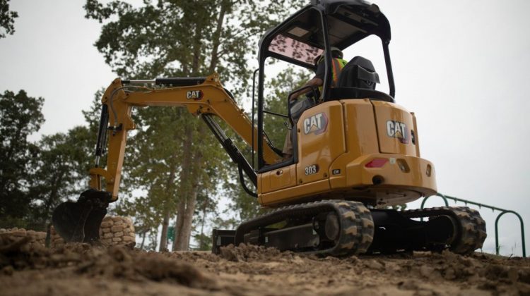 Cat excavator tracks