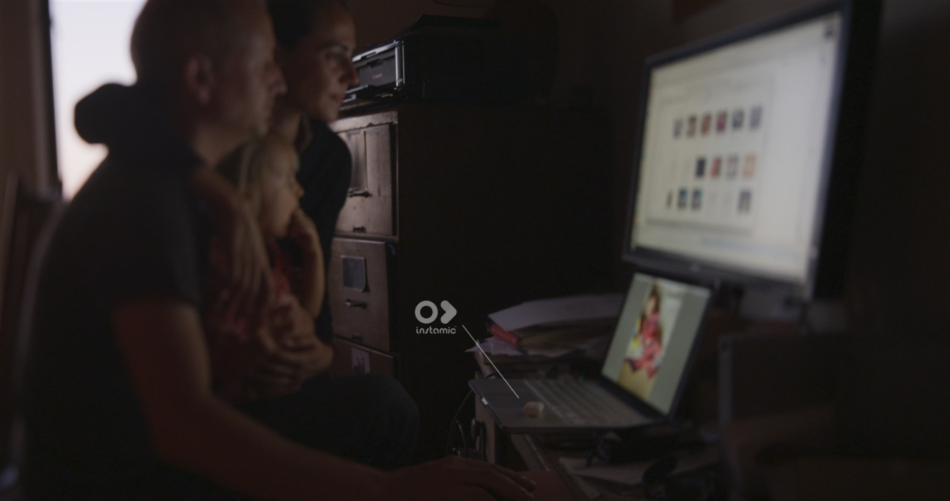 Zoom Instamic Pro Plus C Stereo Recorder Waterproof 32-bit Float Recorder