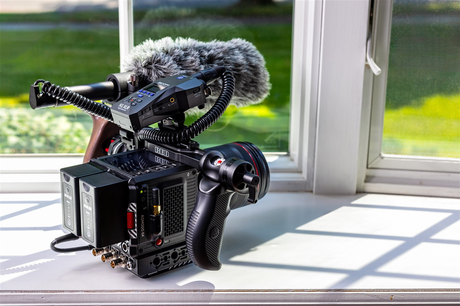 Zoom H1 XLR Handy Recorder 32-bit Float Recorder with Dual XLR Inputs