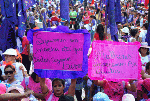 Ações em diversas partes do Brasil e do mundo recolocam pautas sobre os direitos femininos