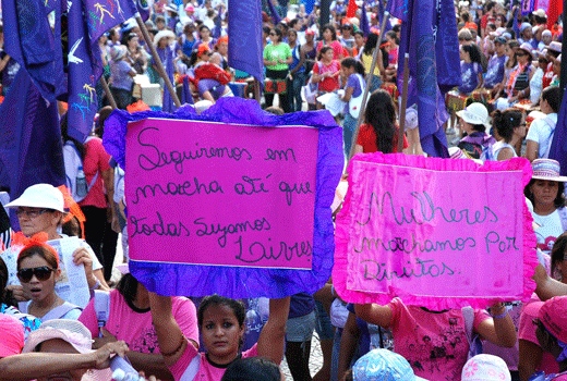 Ações em diversas partes do Brasil e do mundo recolocam pautas sobre os direitos femininos