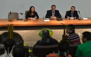 Indígenas saem insatisfeitos de reunião com Cardozo sobre demarcações