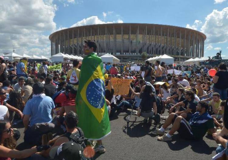 A bola está rolando – demarcação já!  - Egon Dionísio Heck