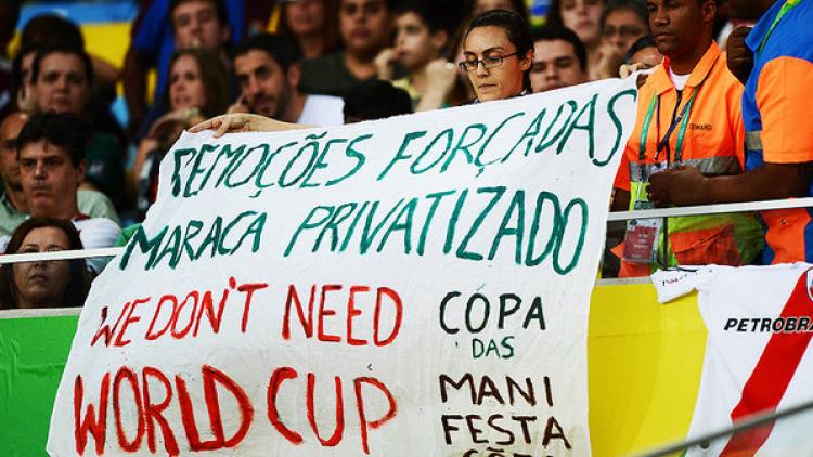Não somos contra a Copa ou o futebol