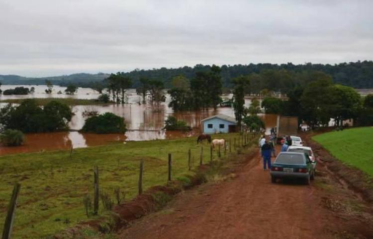 O outro lado da barragem - Jasom de Oliveira