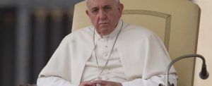 Papa Francisco condena atentado que matou 148 no Quênia