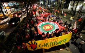 Plebiscito e constituinte são os únicos caminhos para a verdadeira nova política