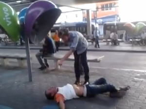 A violência do opressor e a reação do oprimido